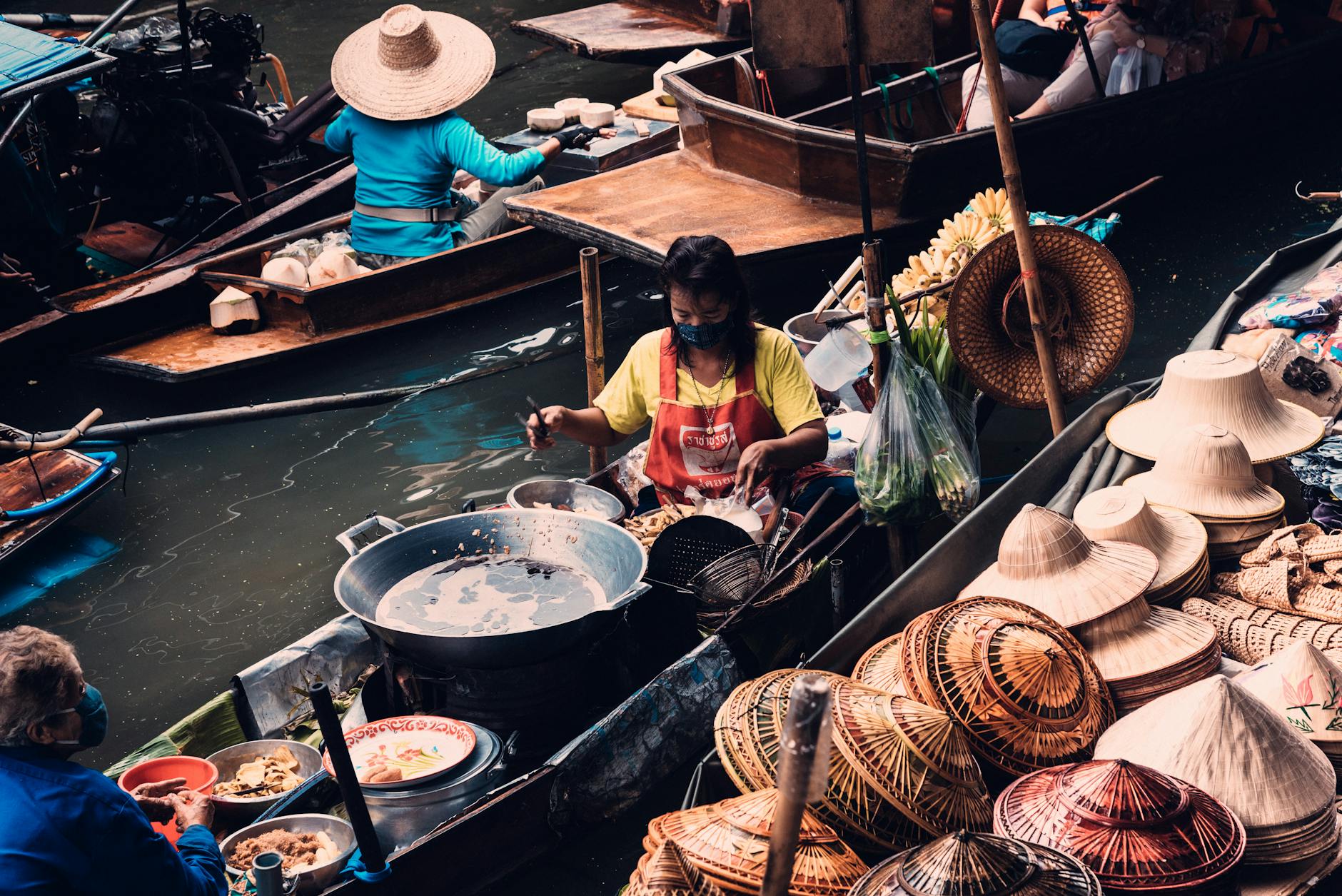 Bangkok Adventures: How to Navigate the City Like a Local